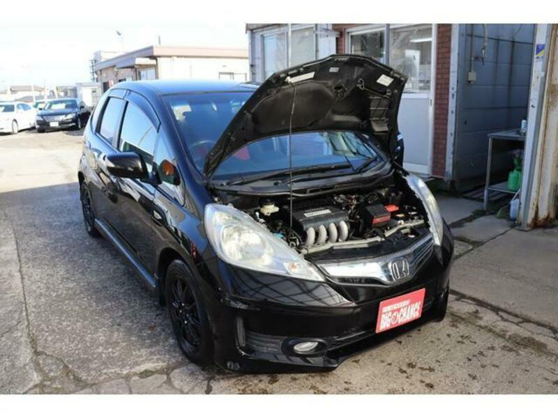 FIT HYBRID