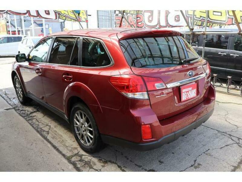 LEGACY OUTBACK