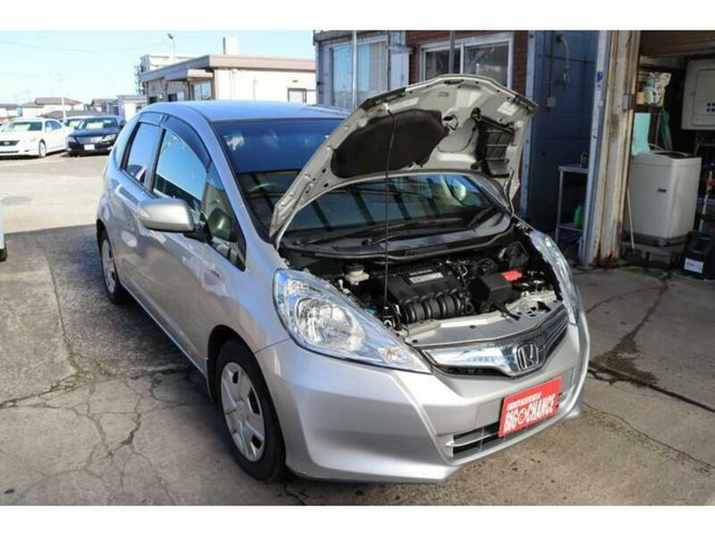 FIT HYBRID