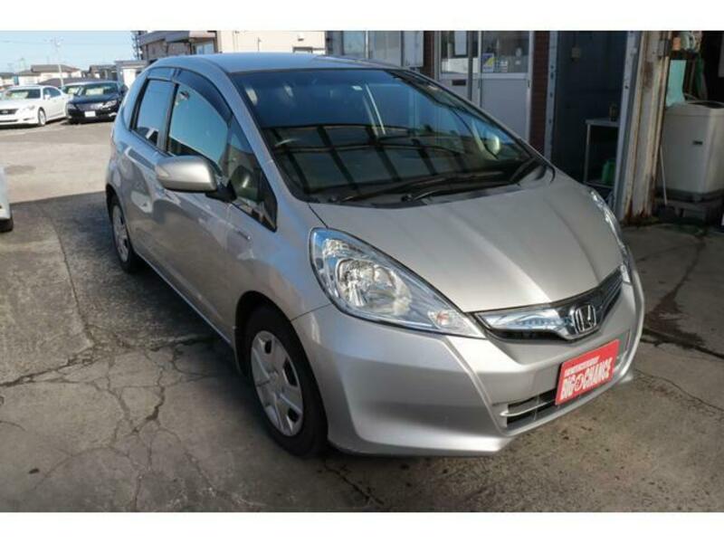 FIT HYBRID