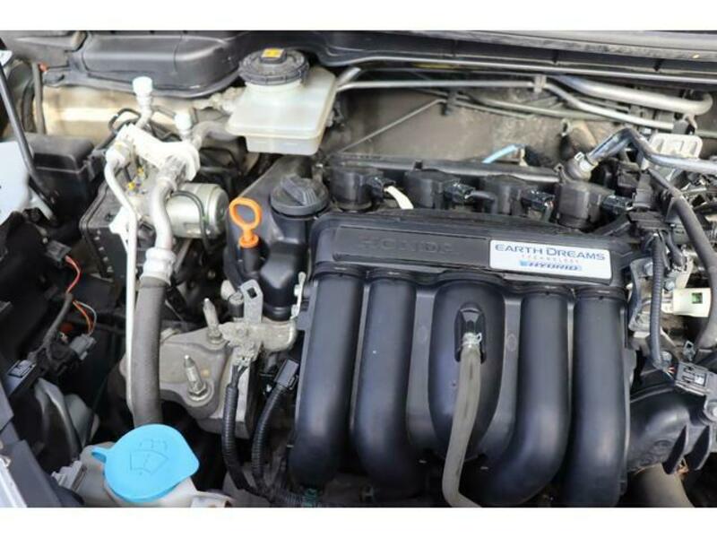 FIT HYBRID