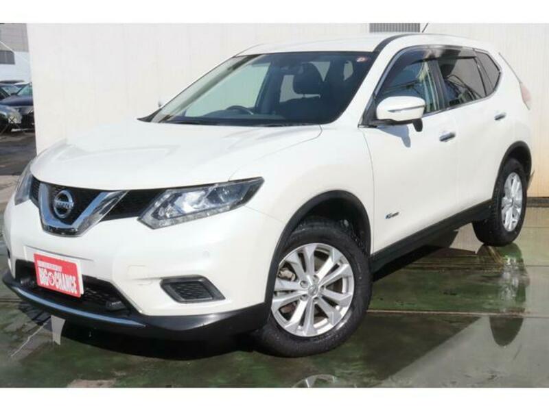 X-TRAIL