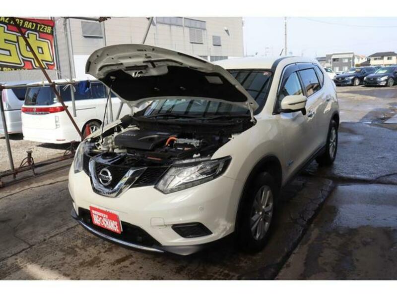 X-TRAIL