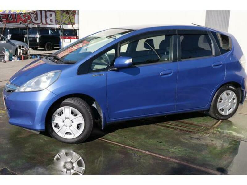 FIT HYBRID