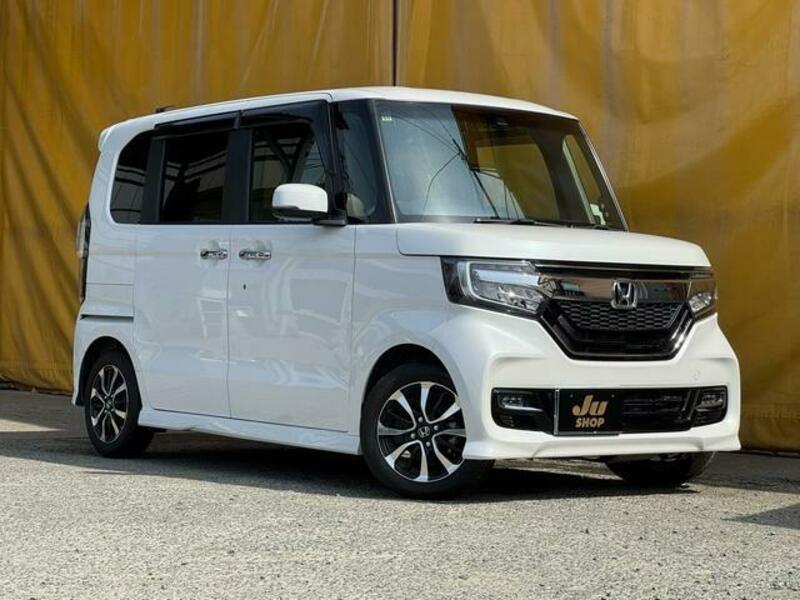 HONDA N BOX CUSTOM