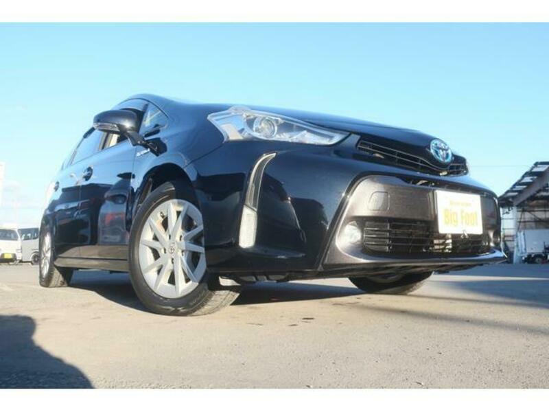 PRIUS ALPHA