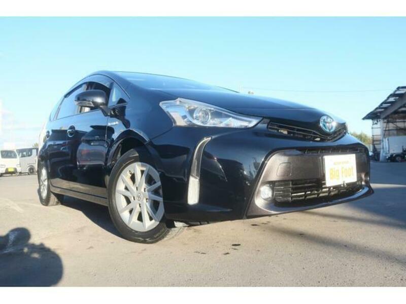 PRIUS ALPHA
