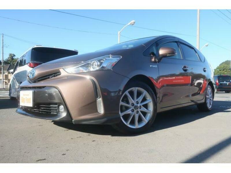 PRIUS ALPHA