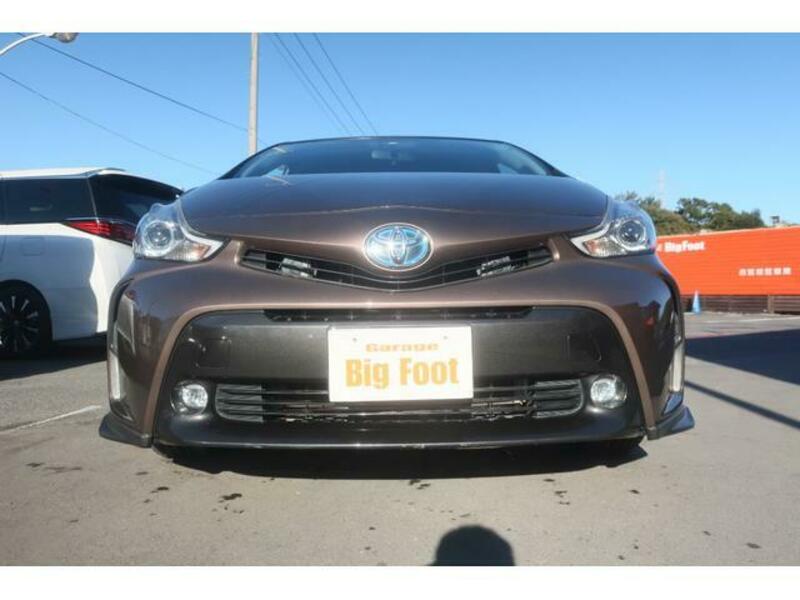 PRIUS ALPHA