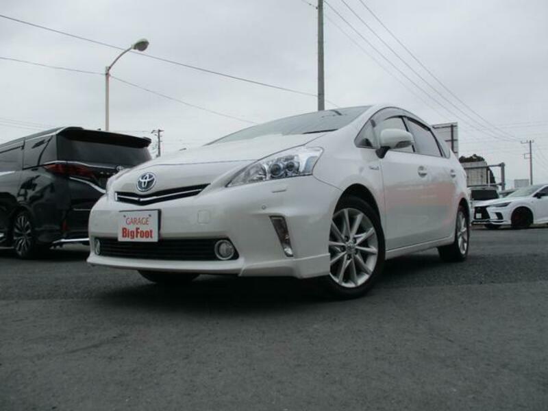 PRIUS ALPHA