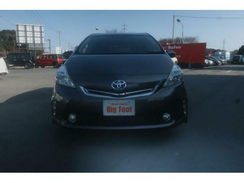 PRIUS ALPHA