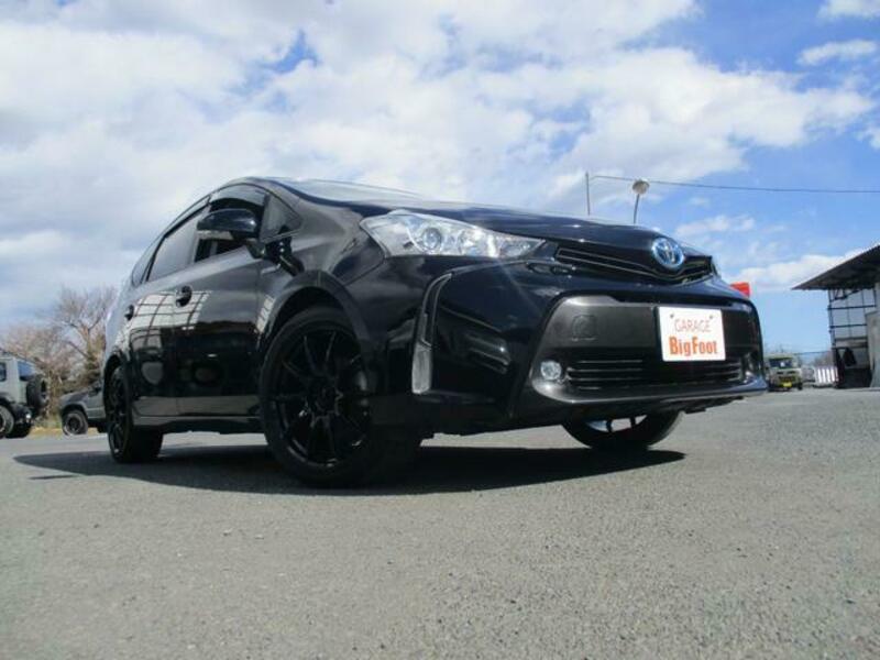 PRIUS ALPHA