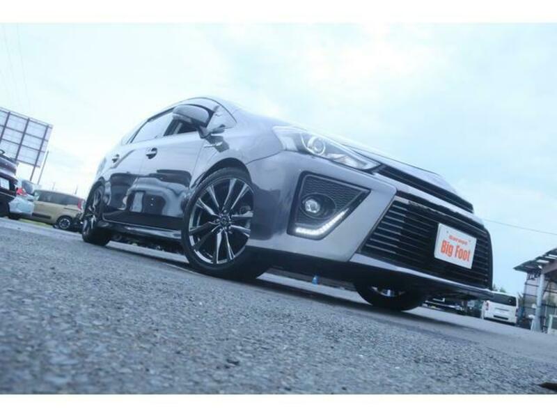 PRIUS ALPHA