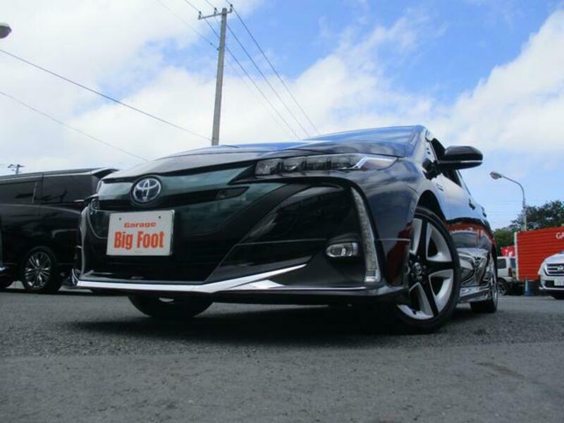 TOYOTA PRIUS PHV