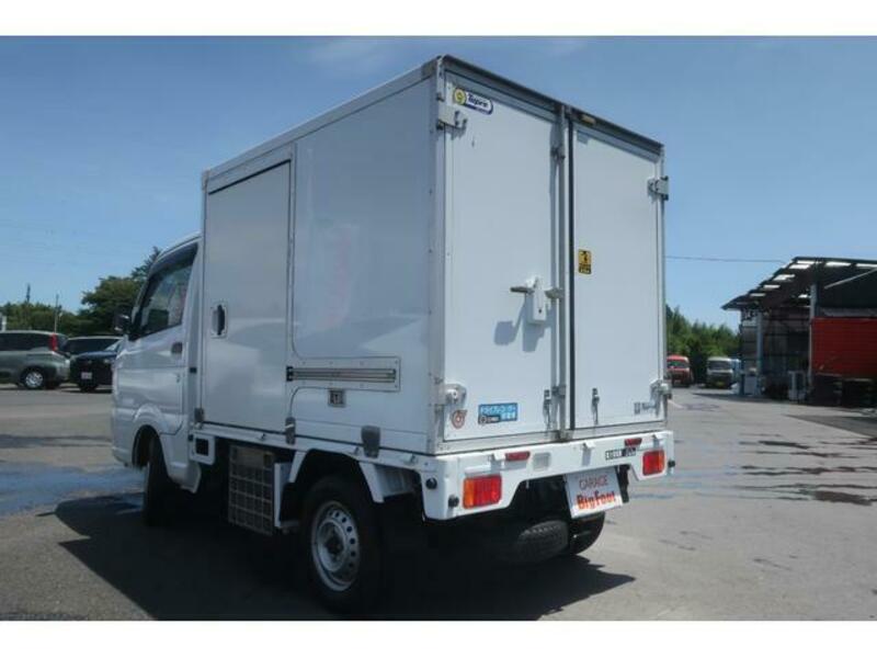 CARRY TRUCK