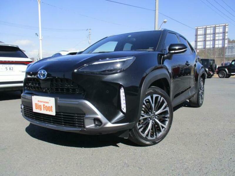 YARIS CROSS