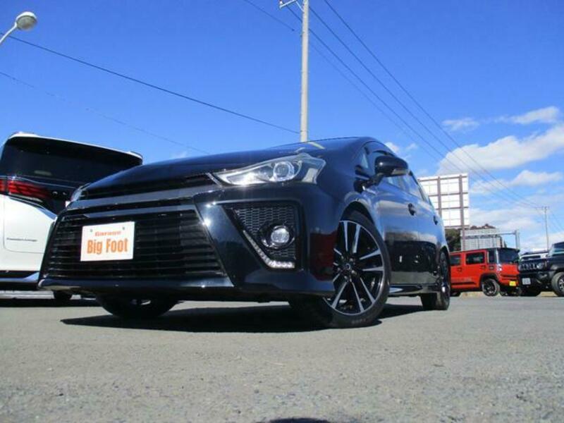 PRIUS ALPHA