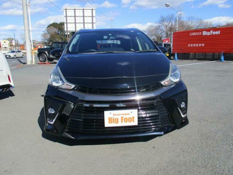 PRIUS ALPHA