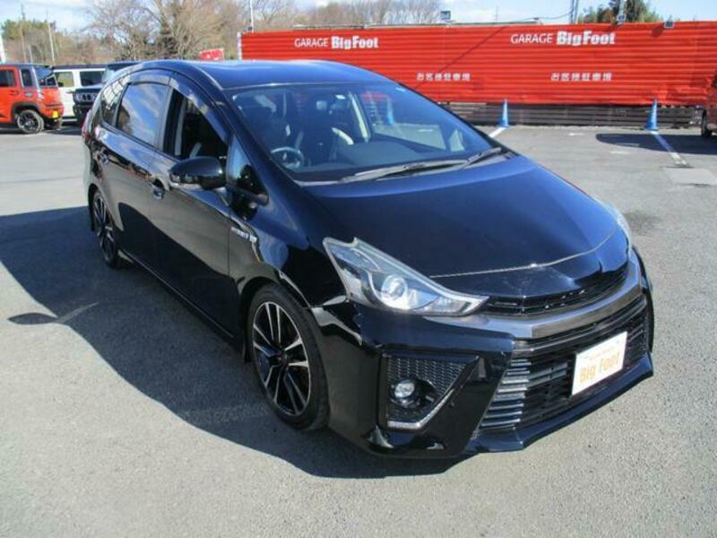 PRIUS ALPHA