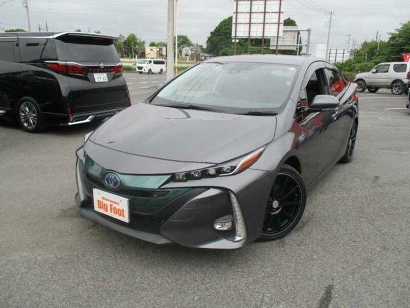 PRIUS PHV