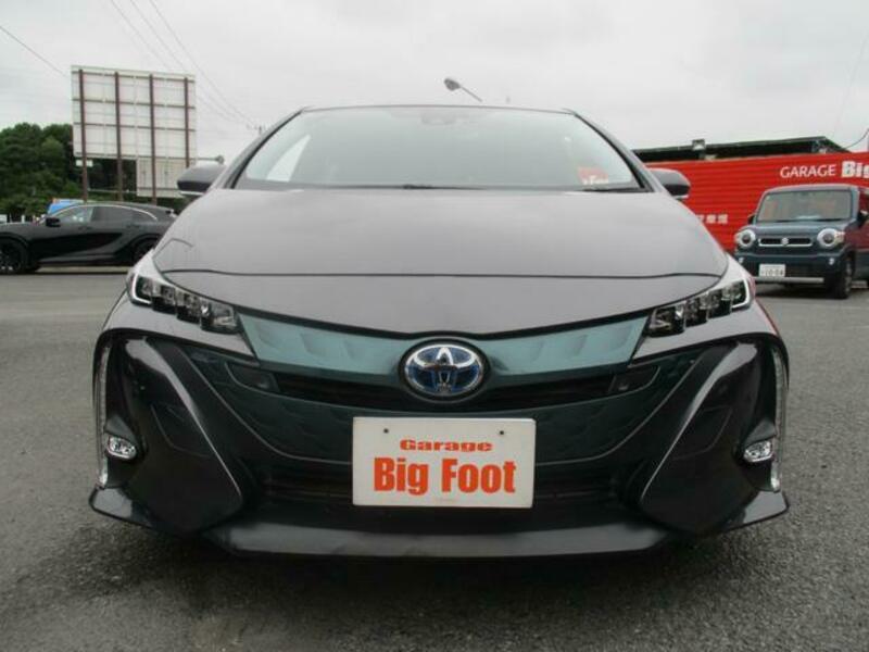 PRIUS PHV