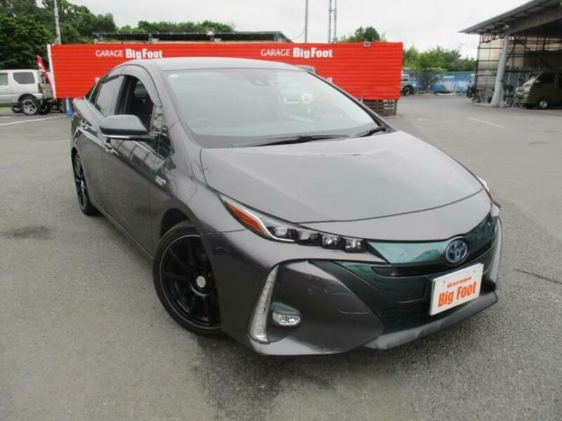 PRIUS PHV