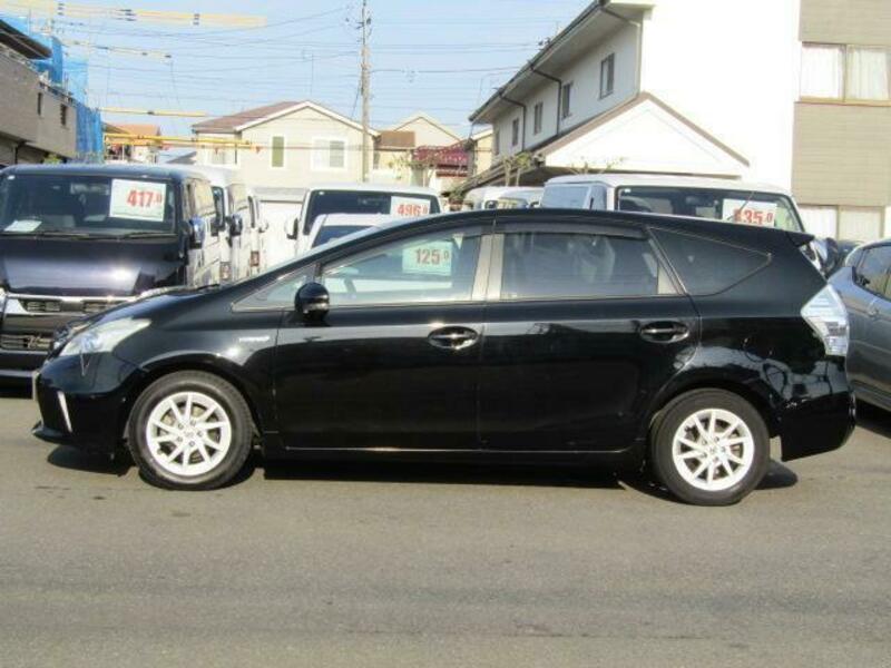 PRIUS ALPHA