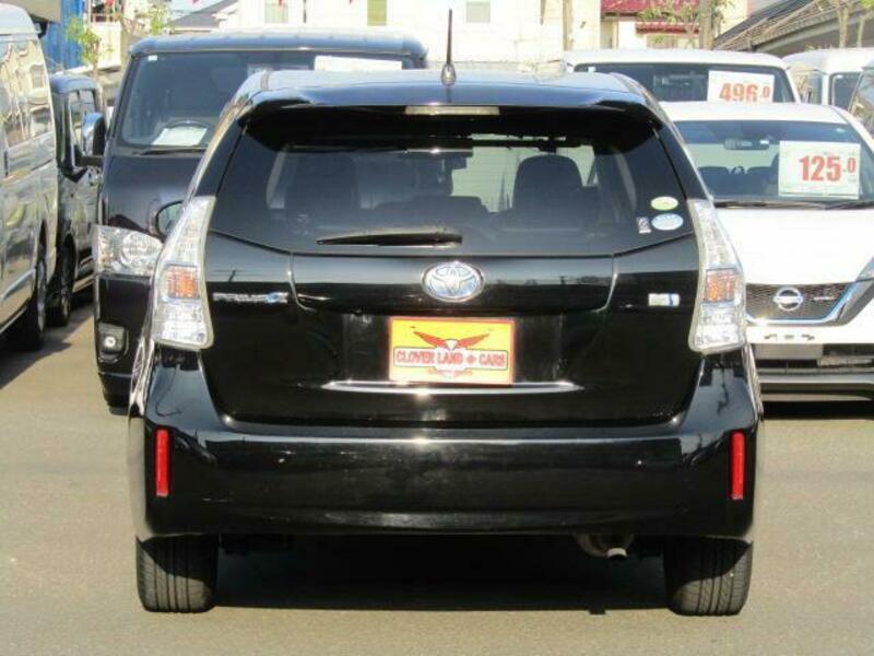 PRIUS ALPHA