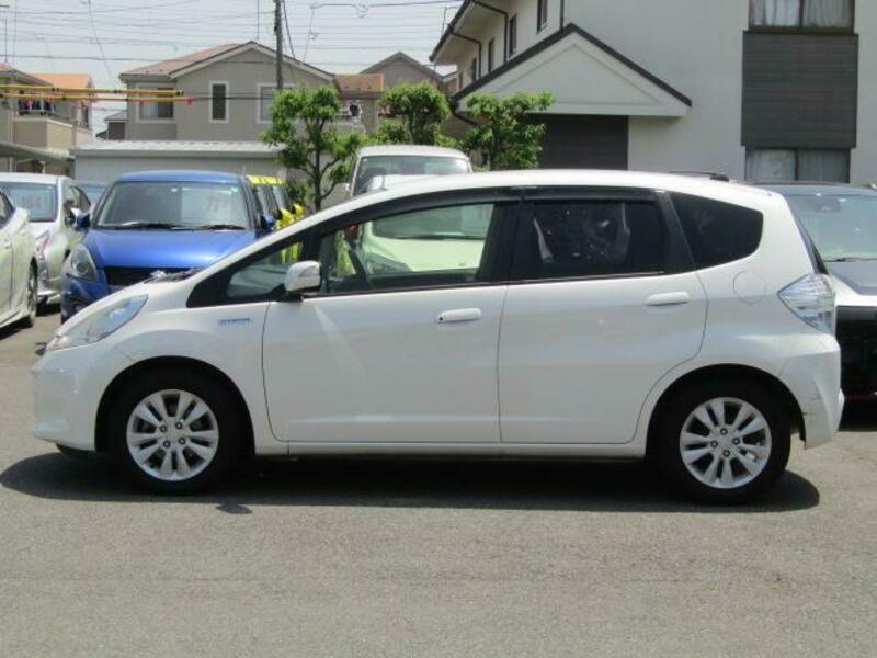 FIT HYBRID