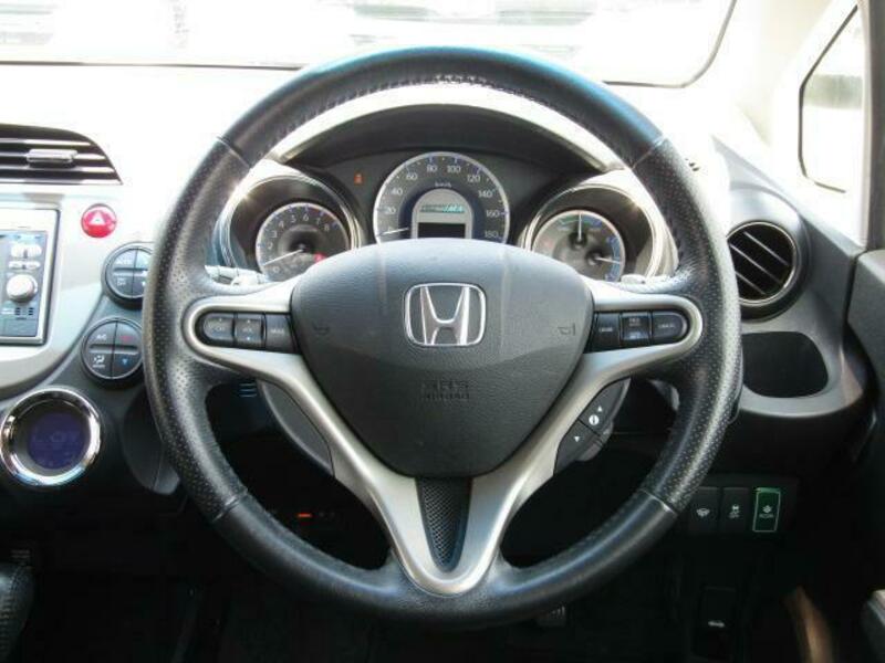 FIT HYBRID