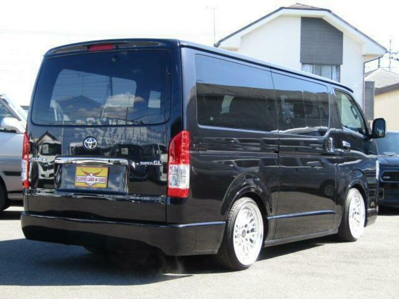 HIACE VAN