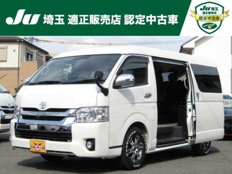 TOYOTA HIACE WAGON