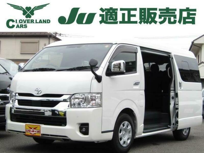 TOYOTA HIACE WAGON