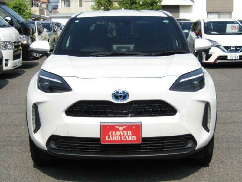 YARIS CROSS