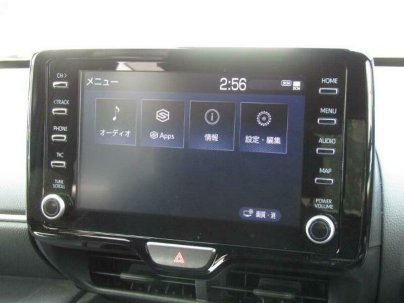 YARIS CROSS