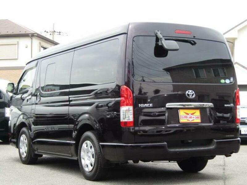 HIACE VAN
