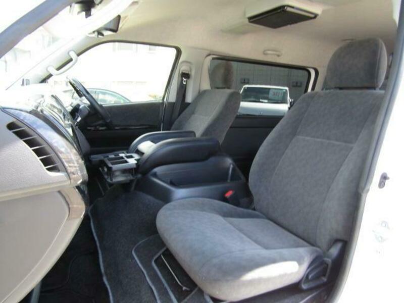 HIACE WAGON
