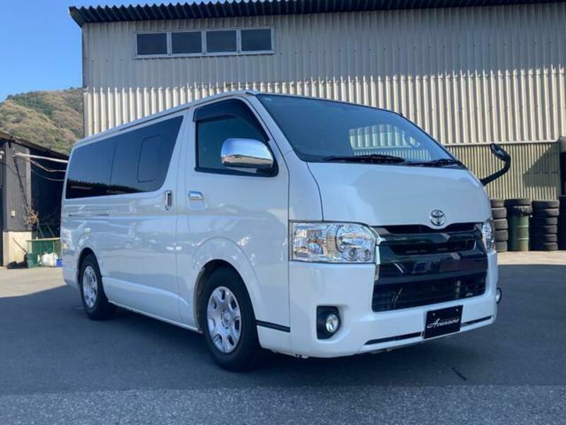 HIACE VAN