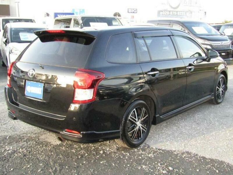 COROLLA FIELDER