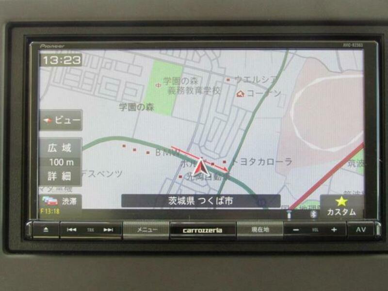 N BOX