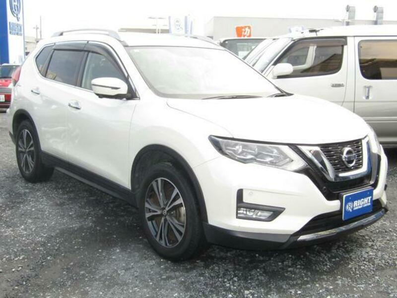 X-TRAIL