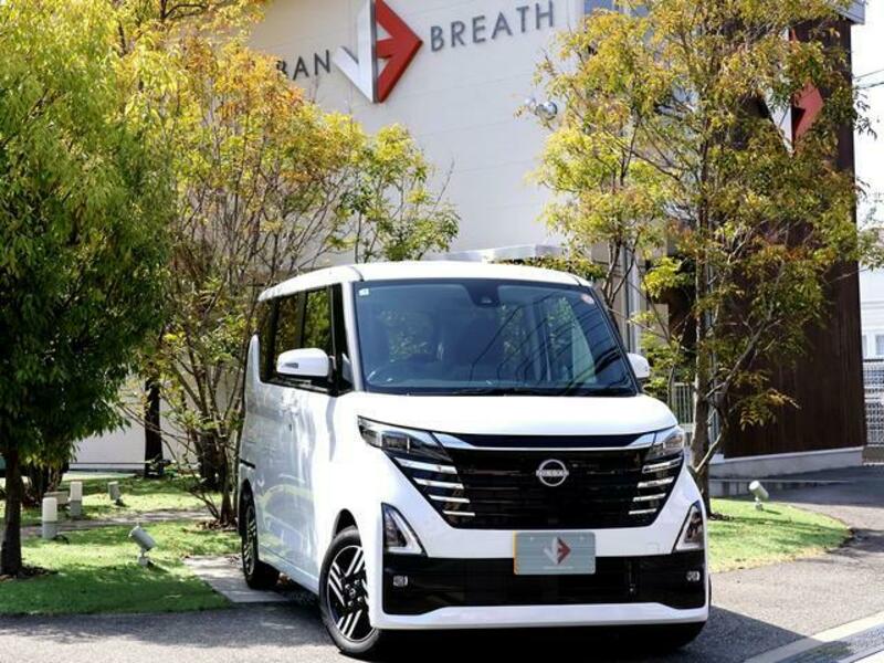 NISSAN ROOX