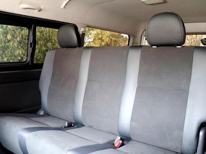 HIACE VAN