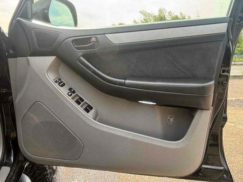 HILUX SURF