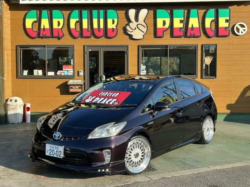 TOYOTA PRIUS
