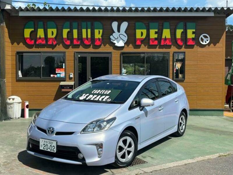 TOYOTA PRIUS