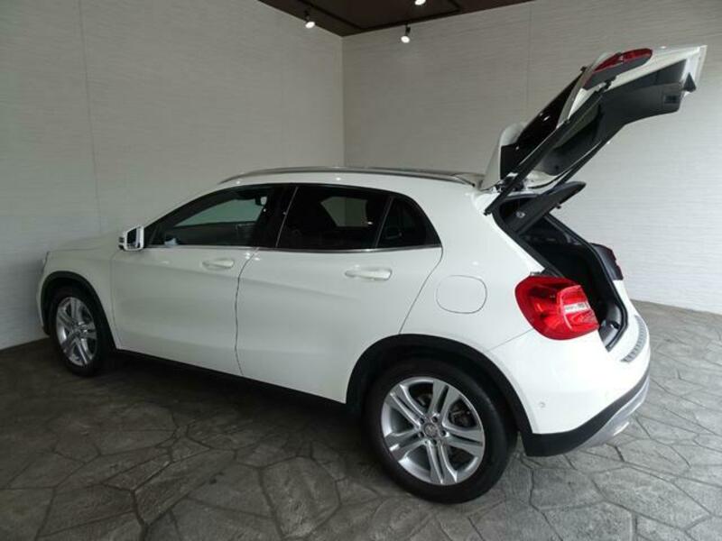 GLA CLASS