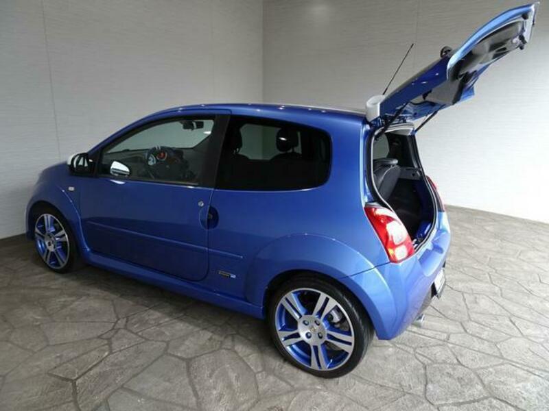 TWINGO
