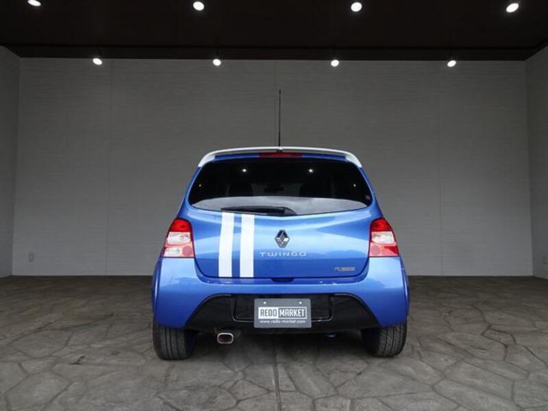 TWINGO