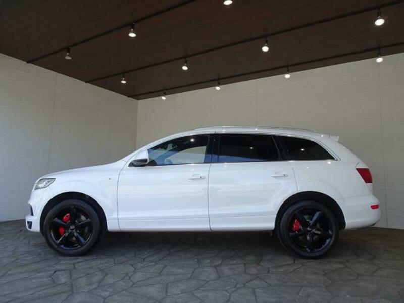 Q7